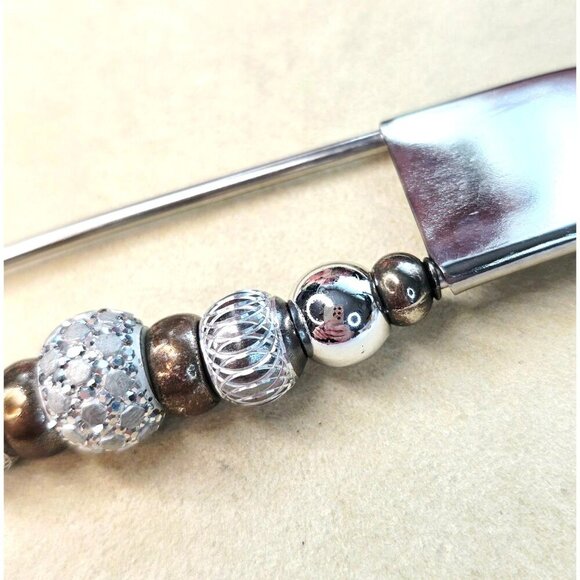 🔥$5/$25 Nanas Sparkly Safety Brooch Pin - Picture 6 of 11